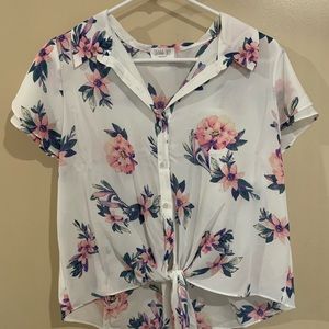 Sienna Sky floral print top 100% polyester size M